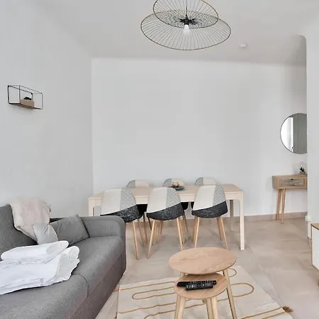 Magnificent 3-bedroom In Apartment